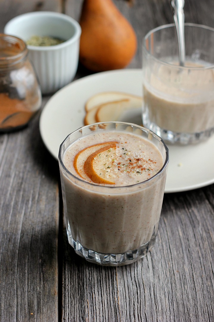 Weekend Reset - Warm Pear, Cinnamon + Oat Smoothie ⎮ happy hearted kitchen